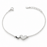 Bracelet Embrace — A Timeless Bond