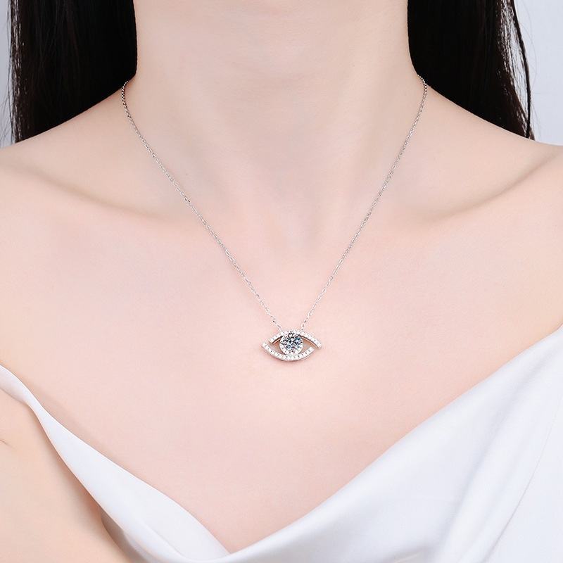 Halskette mit Moissanit-Anhänger „Wake Eye“ aus 925er Silber