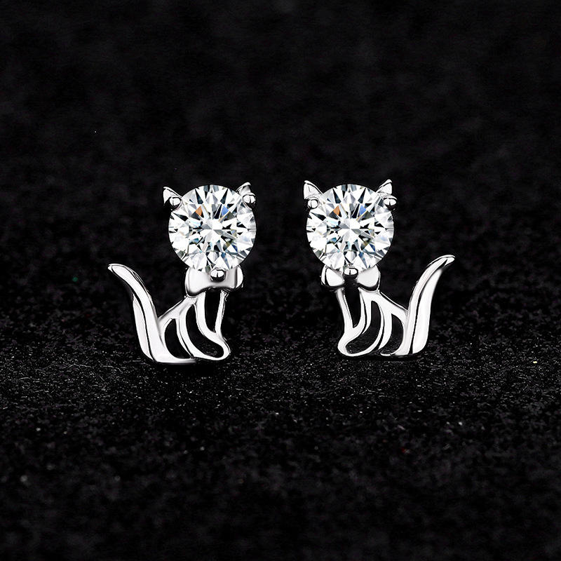 Personalisierte Katzenohrringe aus 925er Silber mit Moissanit